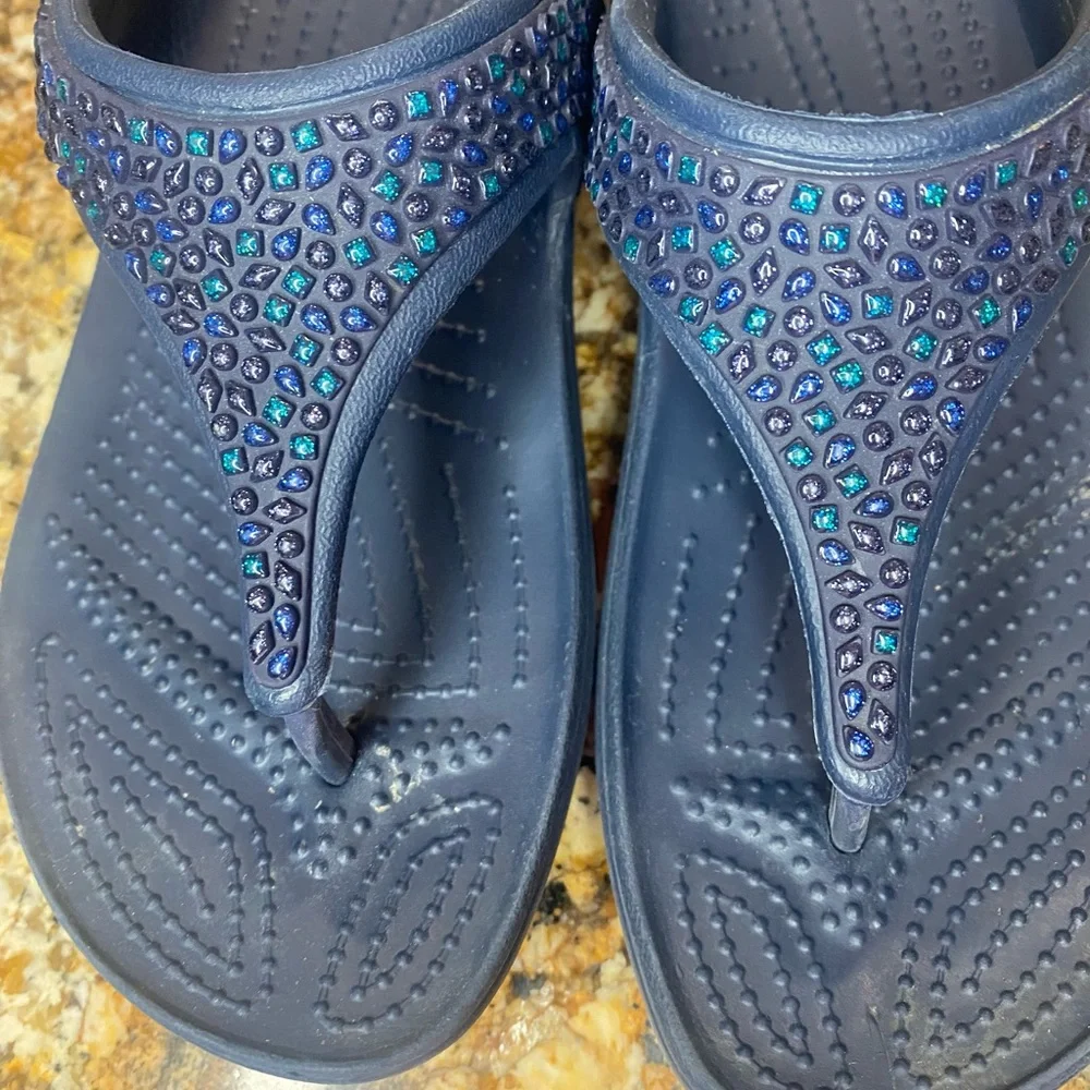 CROCS Sloane Embellished Flip Flop Navy Blue Sandals - Picture 5 of 9